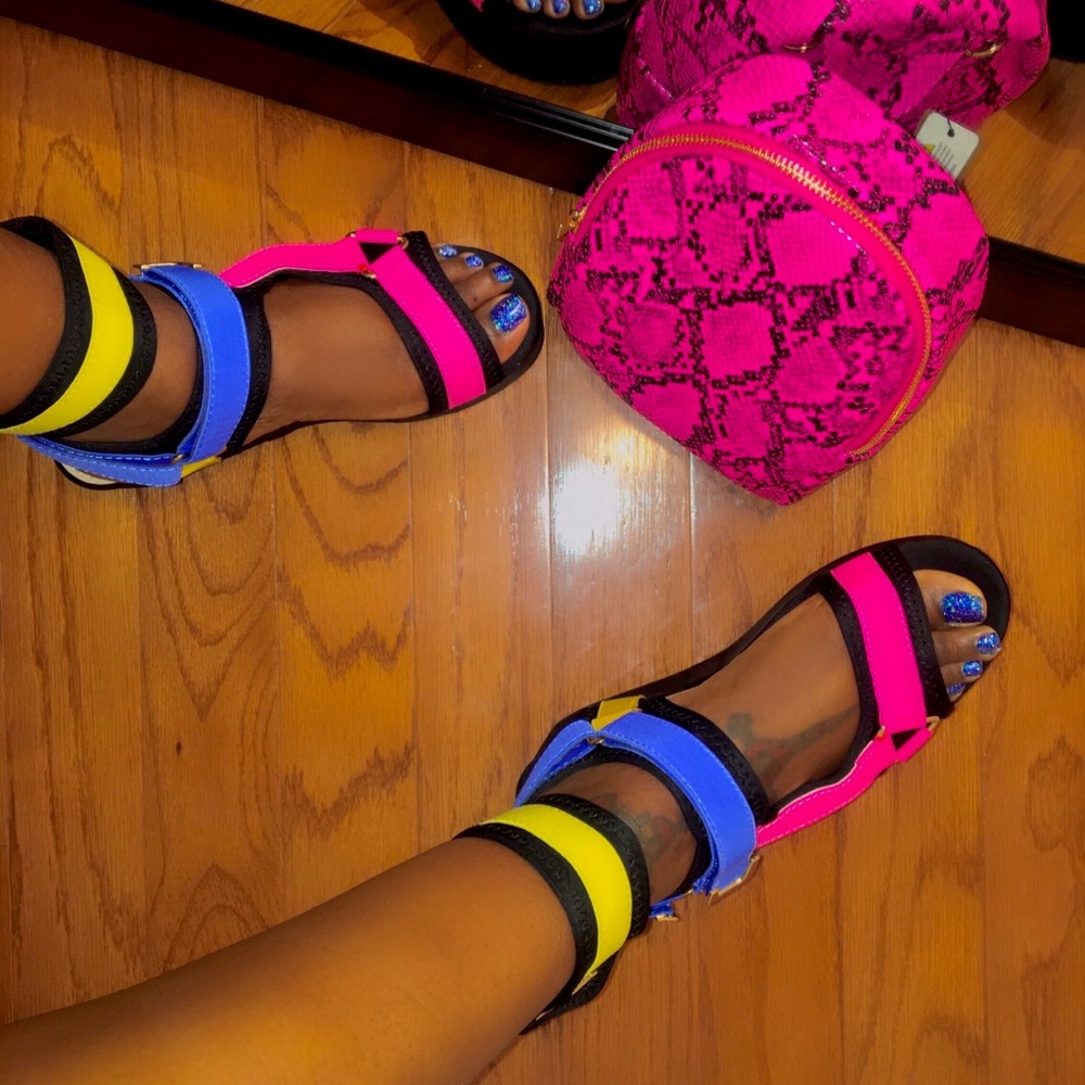 Platform sandals